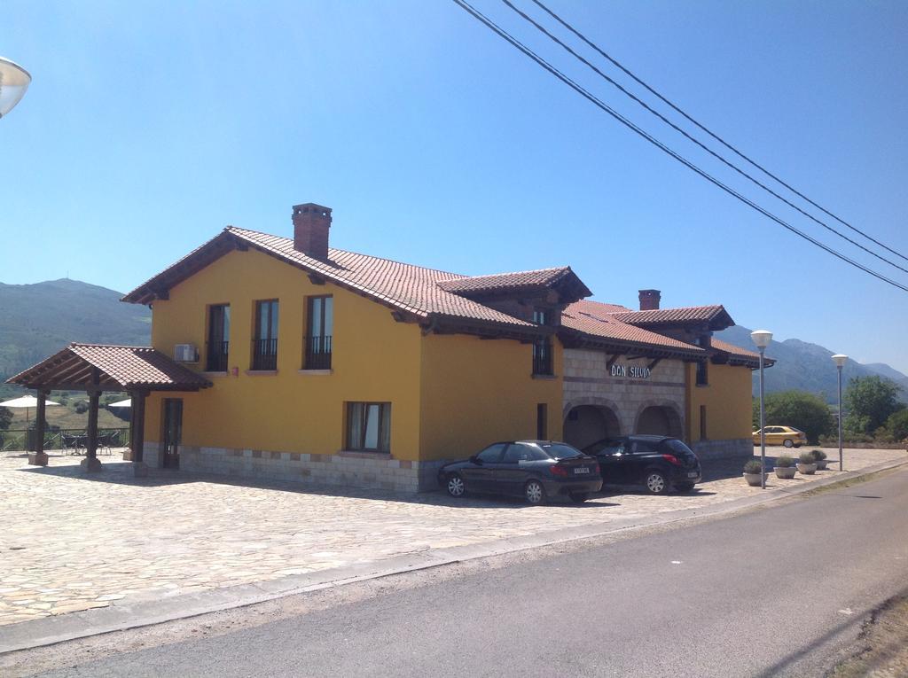 Hotel Don Silvio Colombres Exterior photo