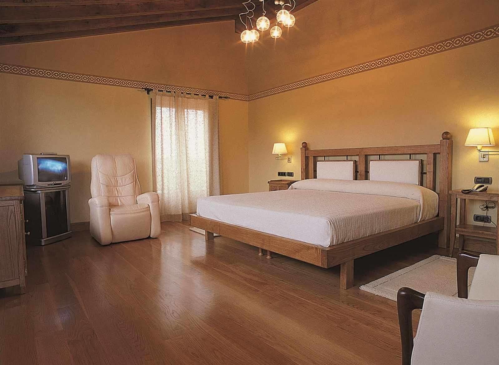 Hotel Don Silvio Colombres Exterior photo